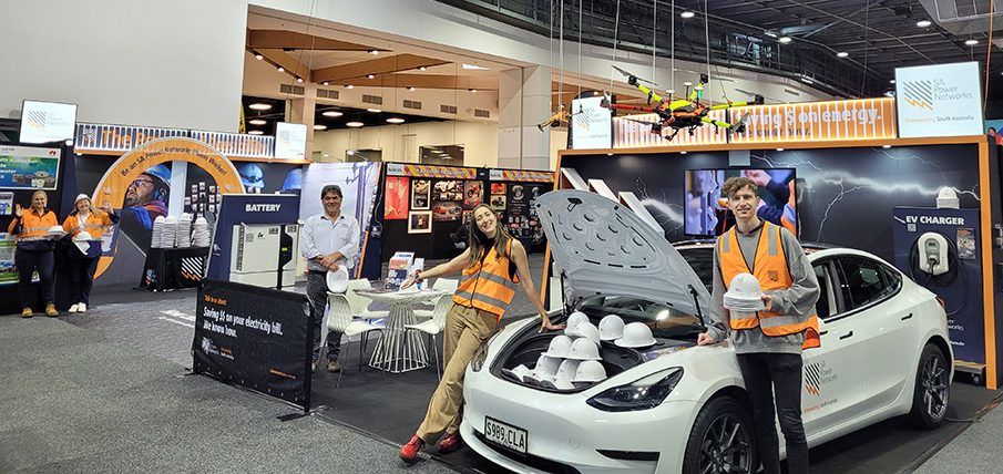 SA Power Networks at the Royal Adelaide Show News hero 2 905 x 428